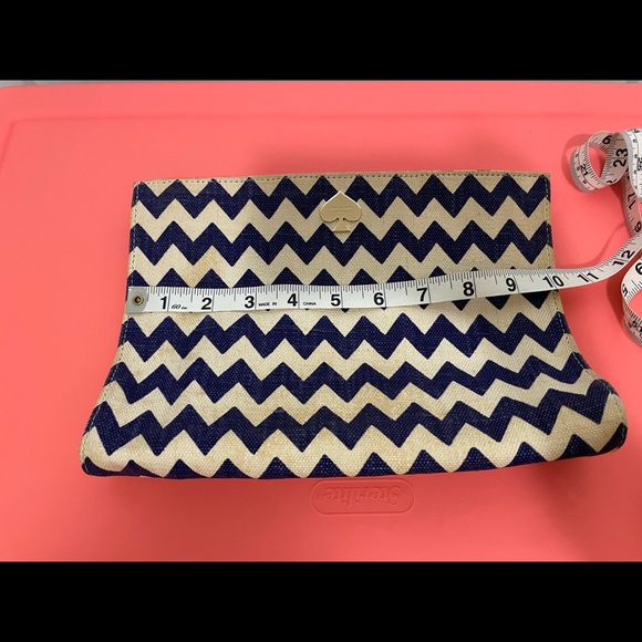 Kate Spade Blue and White Chevron canvas clutch - Picture 3 of 6